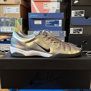 Nike Total 90 III SP “Metallic Silver” Men’s Size 13